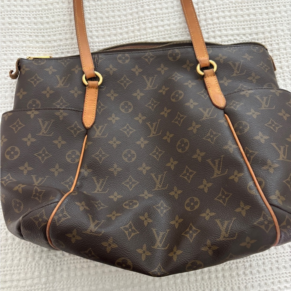 Louis Vuitton Brown Monogram Shoulder Bag